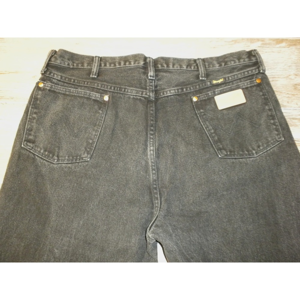 Wrangler Jeans Mens 40x34 Black Denim Cowboy Cut Relaxed Straight Vintage USA - Picture 4 of 8